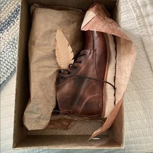 Brand New!! Bedstu Men’s Lincoln Boots Size 8.